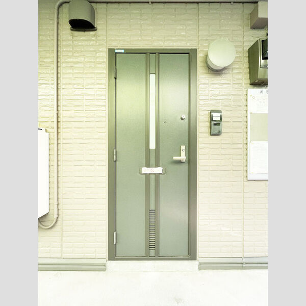 ハイツセイホⅢ106号室 玄関ドア