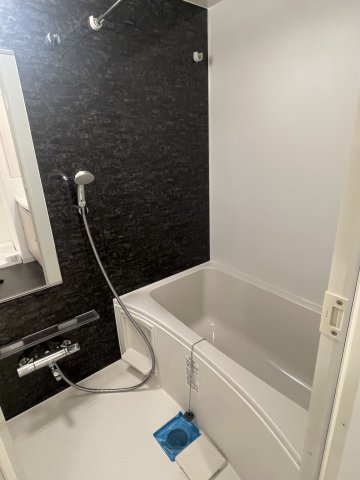 ミリアレジデンス根岸柳通り1005号室 お風呂