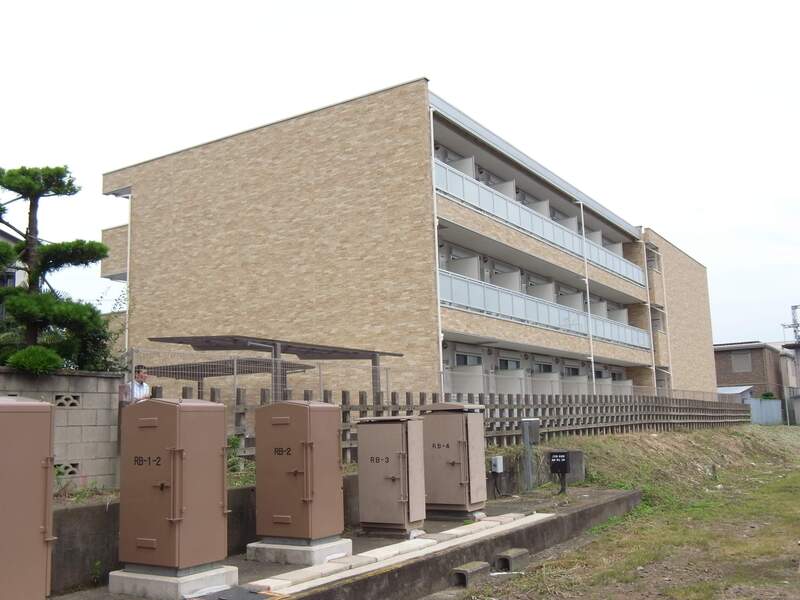 リブリ・サクラ エントランス