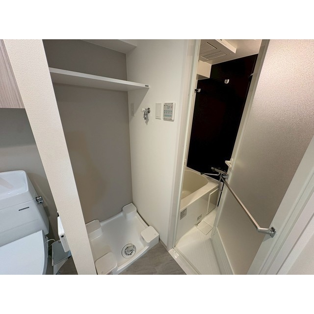 プレール・ドゥーク横濱子安402号室 内観