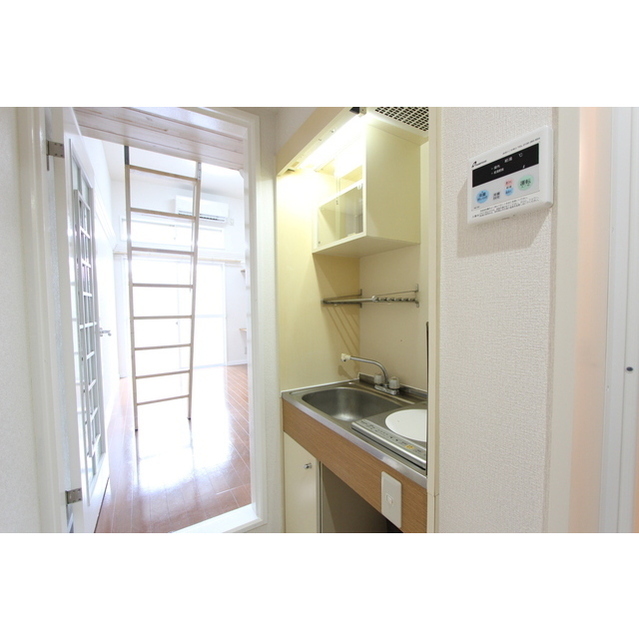 アクセス札場町 キッチン