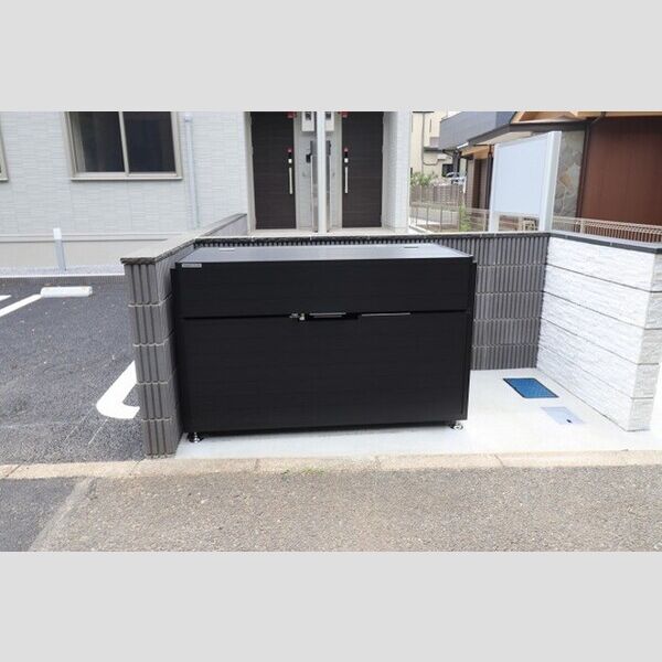 ソレイユ202号室 ゴミ箱