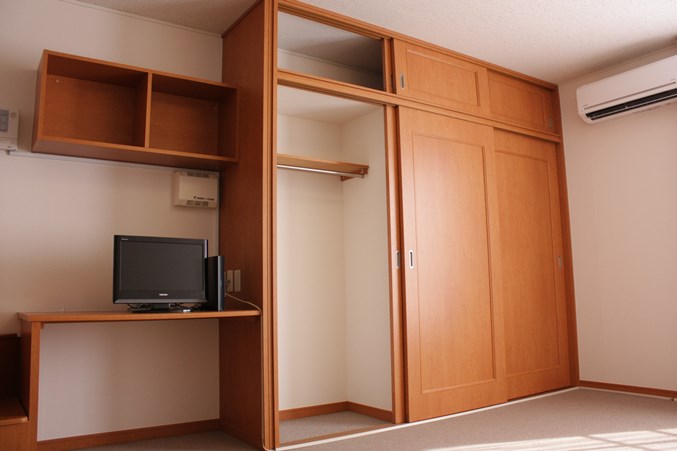 レオパレスジャクリン 内観