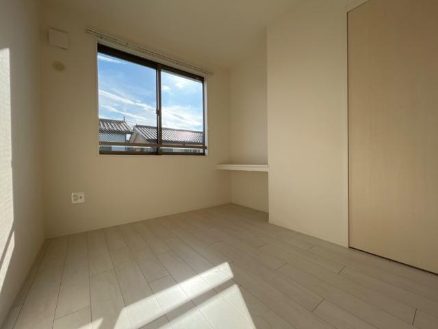 レヴメゾン神山弐番館 室内