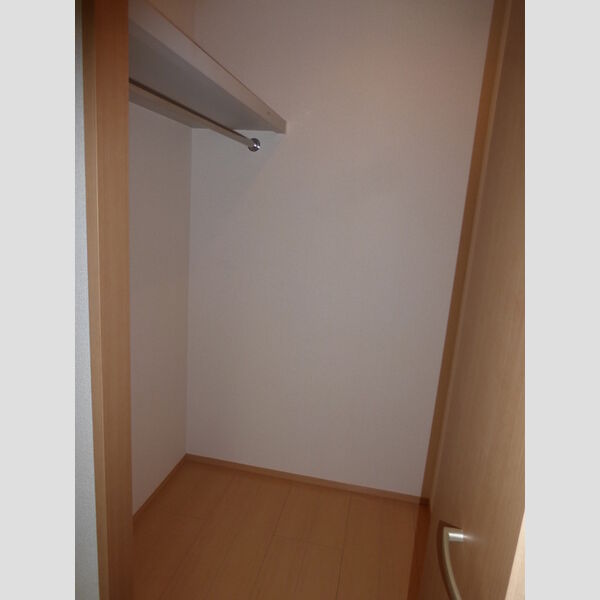 エスポワール神明205号室 ウォークインクローゼット