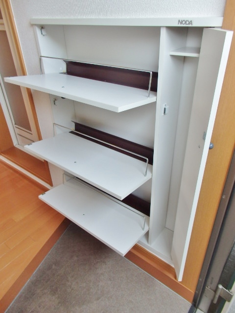 ルミエール吉祥寺0203号室 玄関