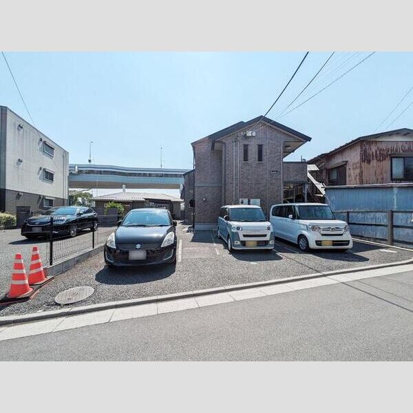 ヴェルドミール 駐車場