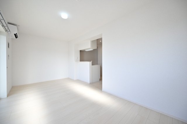 エルミ上落合4階 リビング