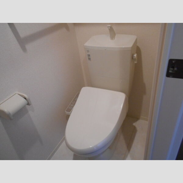 ポルトカリ トイレ　温水洗浄暖房便座