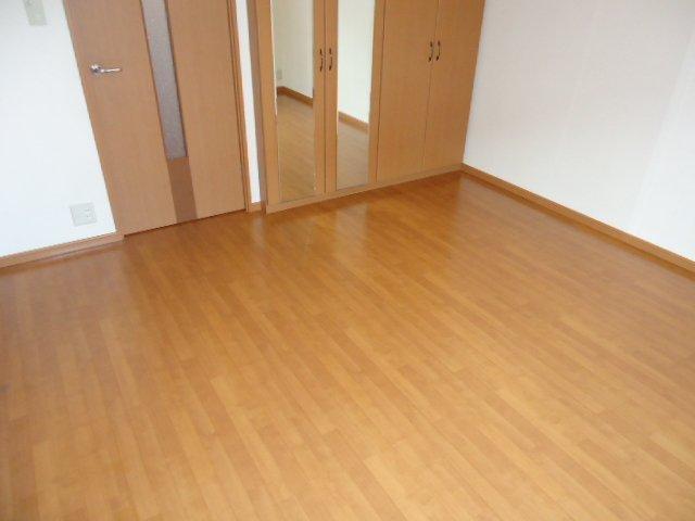 メゾン・ド・オリーブ 洋室