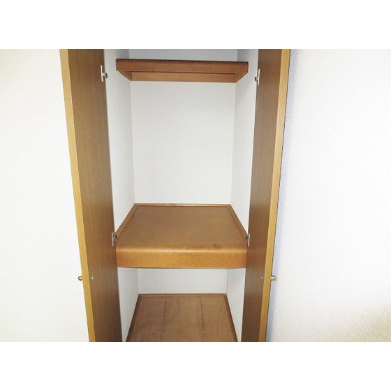 エステートピア・ｕ２号棟 洋室収納