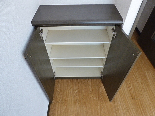 ライオンズプラザ大宮第２ キッチン横収納(洋室約9.8畳※前回募集時2020.11撮影