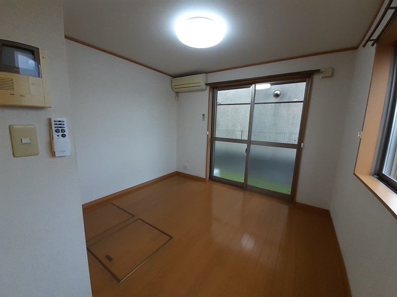 フラワリーヒル篠原台町壱番館 リビング