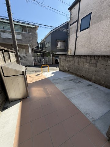 ディアコート祖師谷0106号室 ロビー