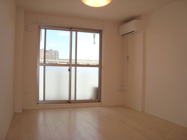 ストーン　フィールド 洋室