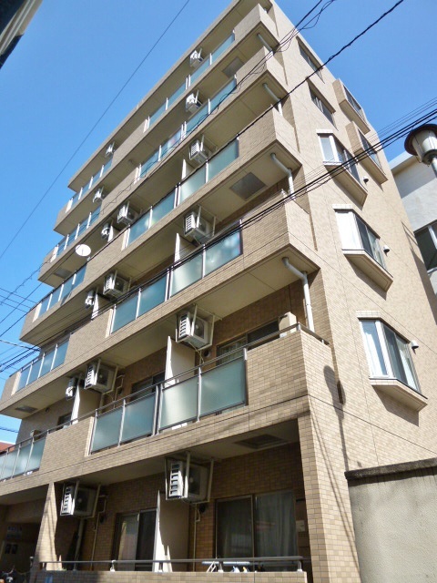 スカイフィールドⅡ 南西側からの写真です