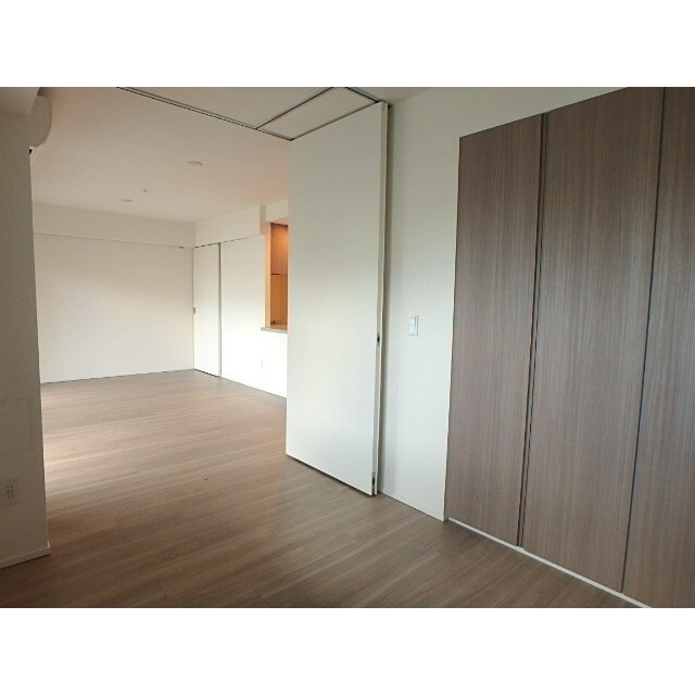 Brillia 宮前平　Hillside 内観