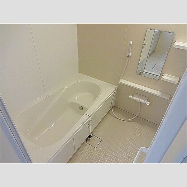 マーレ鴨川205号室 浴室