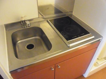 レオパレスプチベルク四番館107号室 電気コンロで火災防止