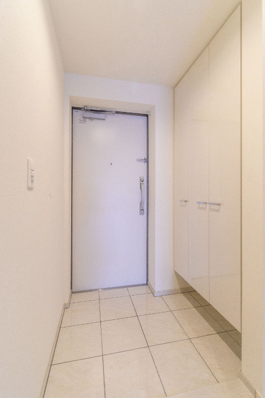 ジーベック小竹向原3階 玄関