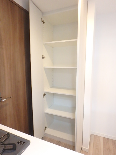 ガーラ・ヒルズ氷川台2階 内観