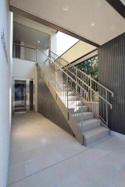 ブリスたまプラーザ3階 エントランス