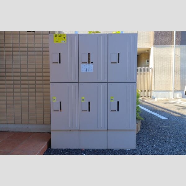 GRACE SQUARE205号室 宅配ボックス