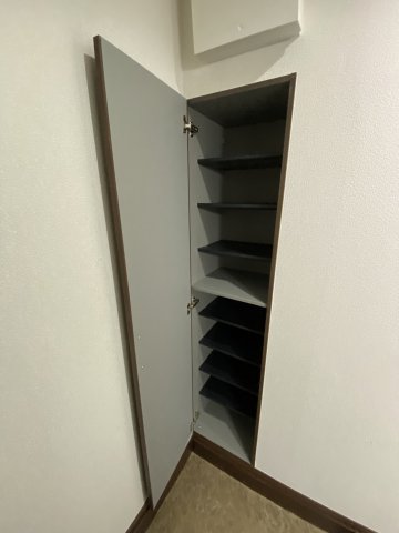 ベイルーム横浜生麦 玄関