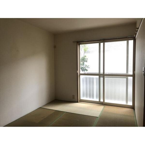 エステートピア遊 リビング