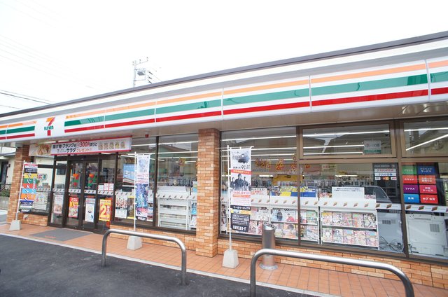 プレミール壱番館0305号室 【コンビニエンスストア】セブンイレブン習志野本大久保南店まで406ｍ