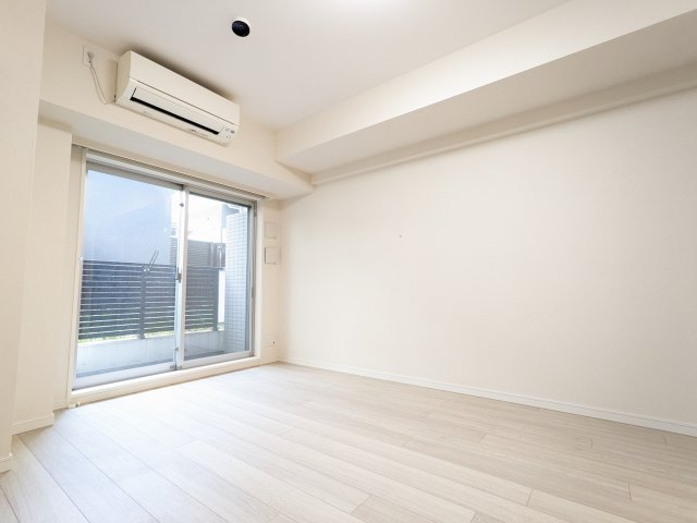 ケーディーエックスレジデンス豊洲201号室 リビング