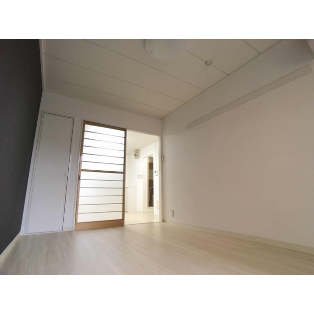 ファミールクロス リビング