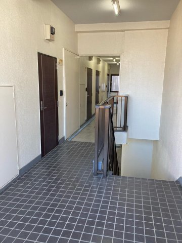 エスティ宮崎台211号室 ロビー