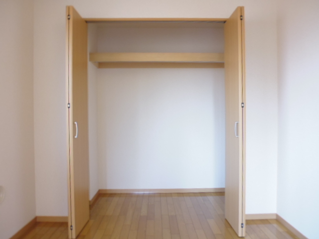 メゾン・ド・彩 クローゼット