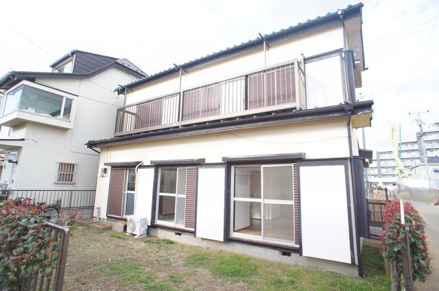 小笠原貸家の外観画像