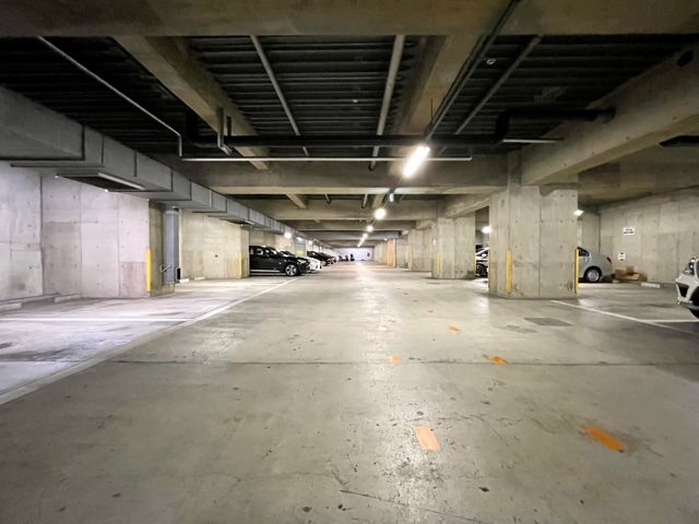 レジディア芝浦12階 駐車場