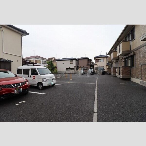 モナリエ古ヶ崎Ⅱ 駐車場