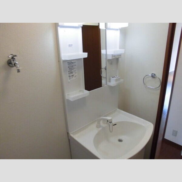 ラビウスコート　A/B 洗髪洗面化粧台