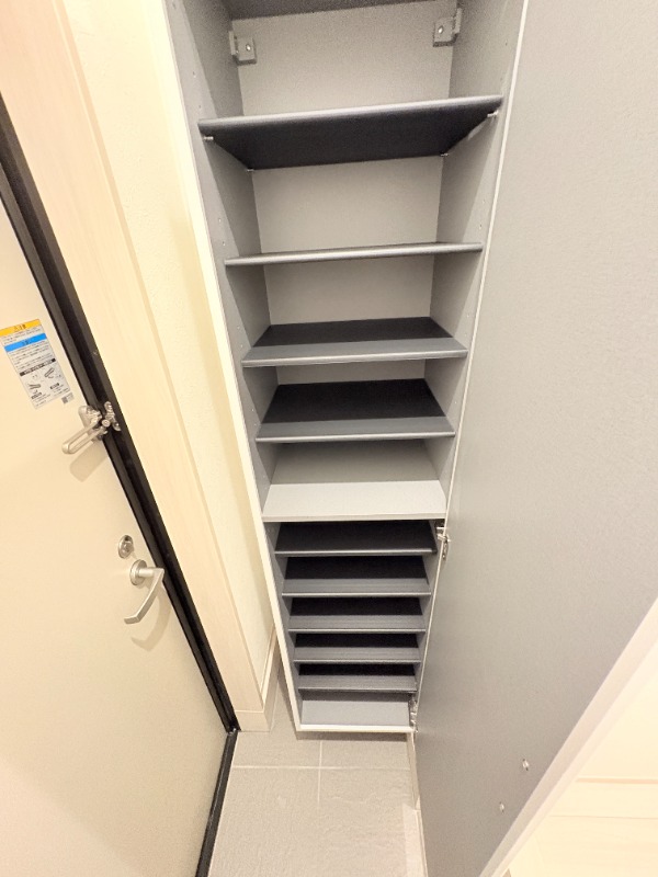 エトワールヴァリ　プレリュード2階 収納