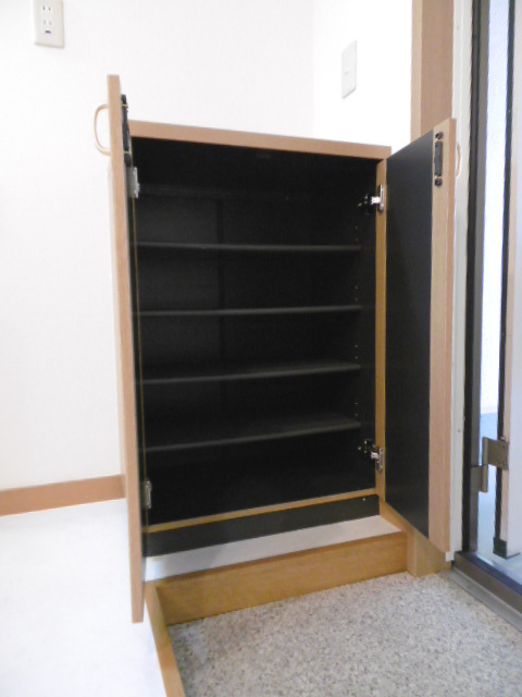 パルコート・Ｓ 下駄箱