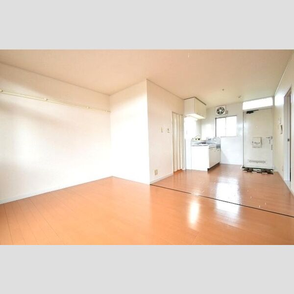 コーポラス谷神A 12帖LDK