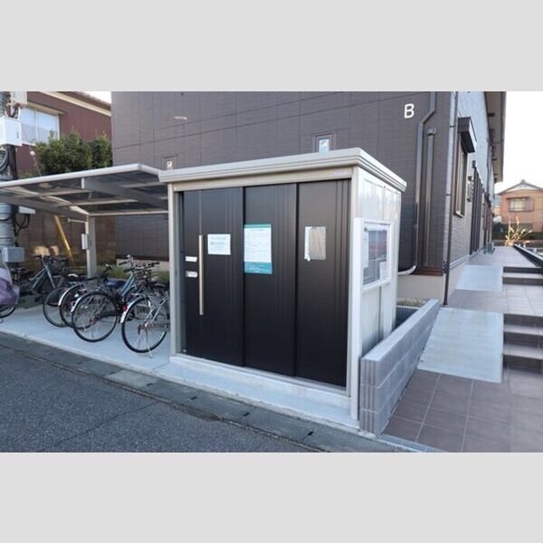 ムーンリバー　A棟 ゴミ置き場