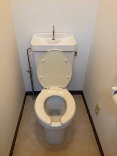 朝日チェリーヒルズ上野町104号室 内観