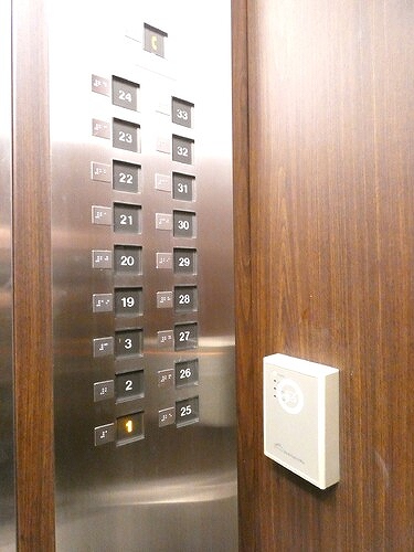 シティタワー有明32階 エレベーター