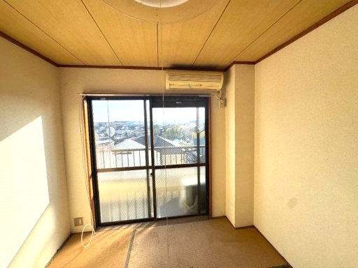 Fビル203号室 ※写真は別室です※クリーニング前の写真です