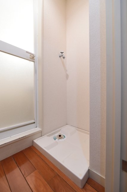 クラース哲学堂公園 室内洗濯機置場