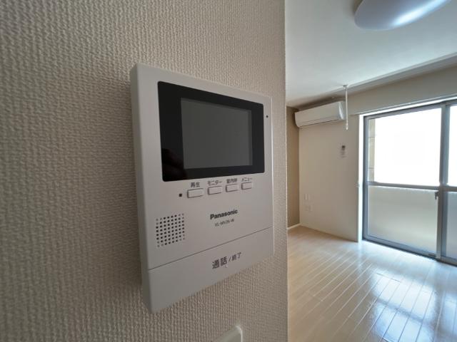 ホープ101号室 カメラ付インターホン