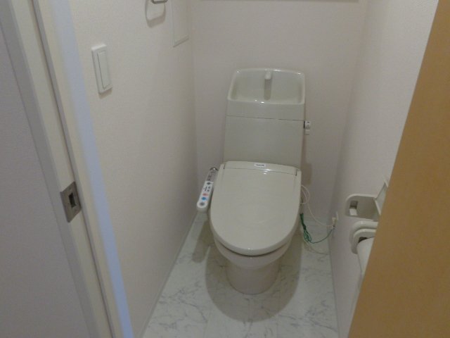 ロサ・コート（ROSA・COURT） シャワー付トイレ