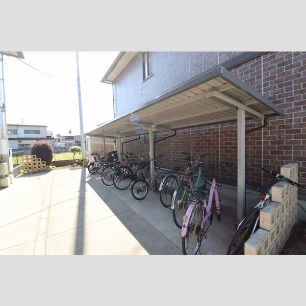 ピア　A・C棟C105号室 駐輪場
