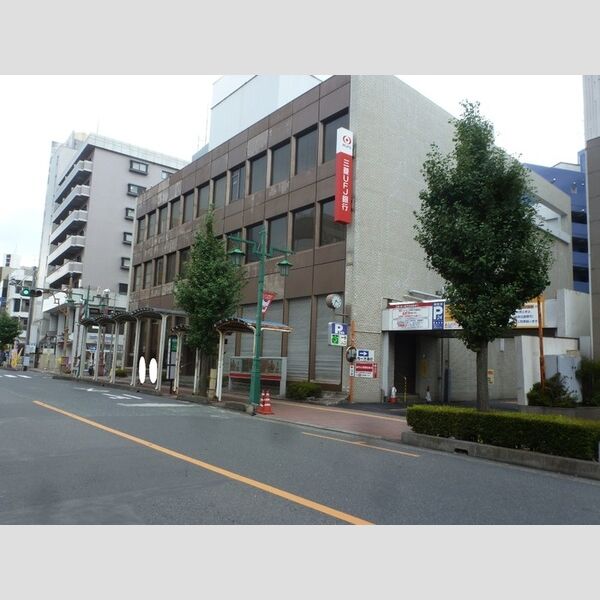 フルールさくらⅡ 三菱UFJ銀行 蕨支店 (221m)